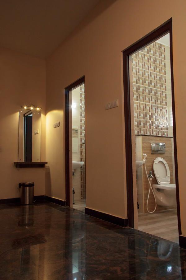 Hotel Sri Hayagriva Tiruchirappalli Oda fotoğraf