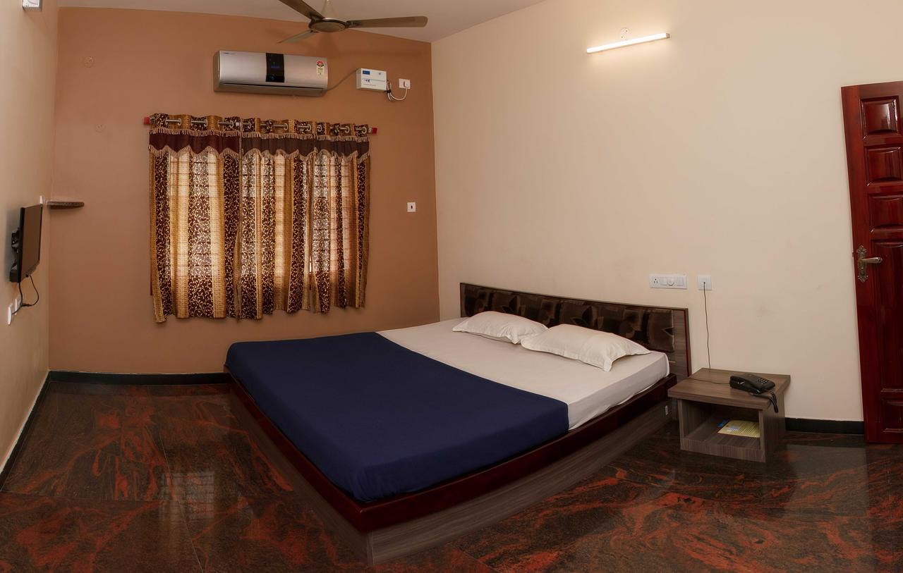 Hotel Sri Hayagriva Tiruchirappalli Dış mekan fotoğraf